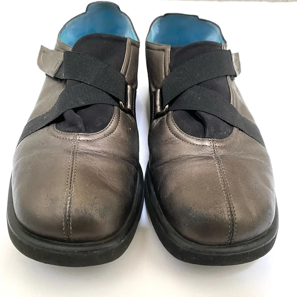 Thierry Rabotin Lena Women's Brinze Metallic Leather Walking Shoes 39
